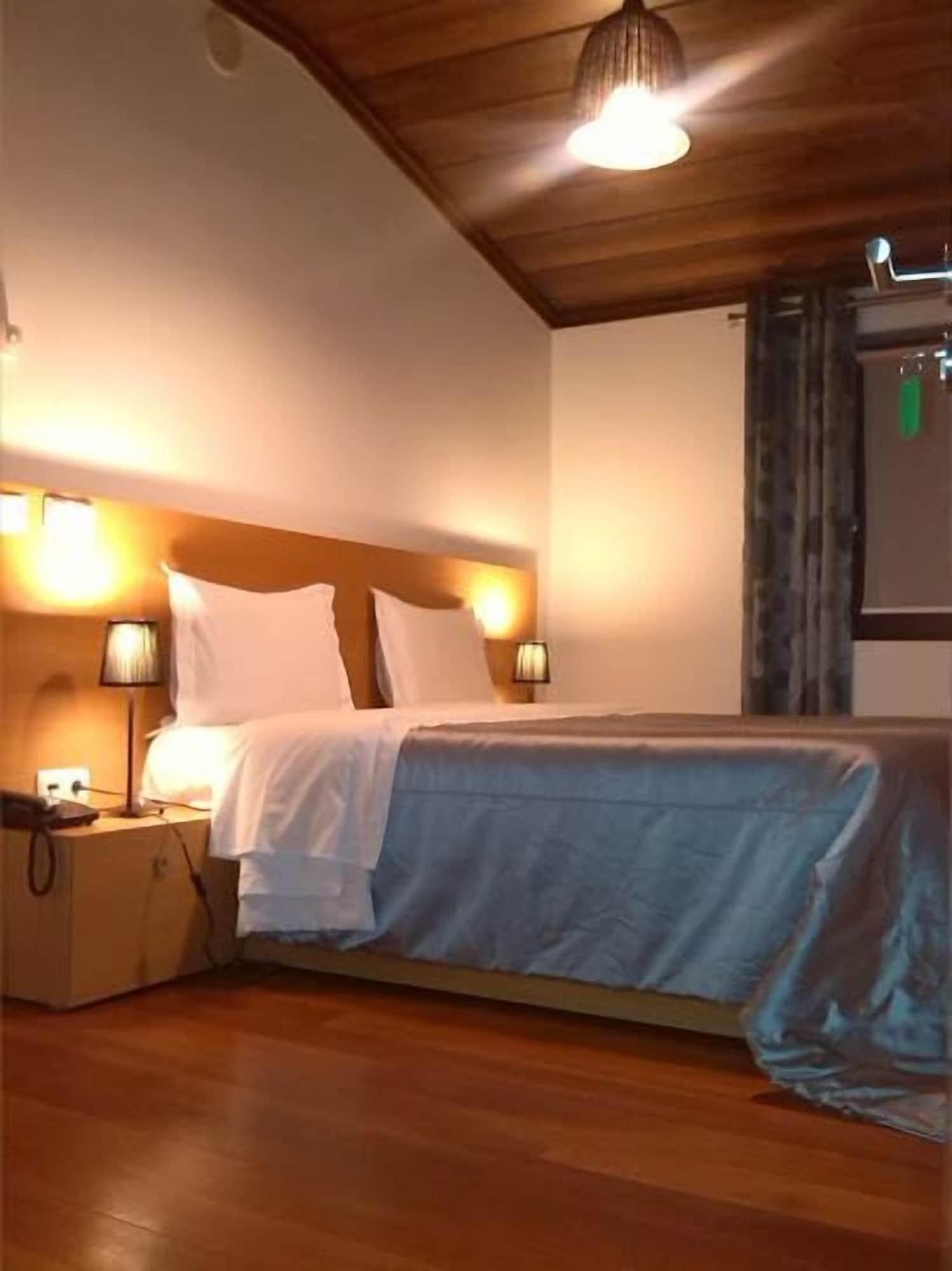 Hotel Rural Alves - Braga - Casa Alves De Torneiros Penso Экстерьер фото