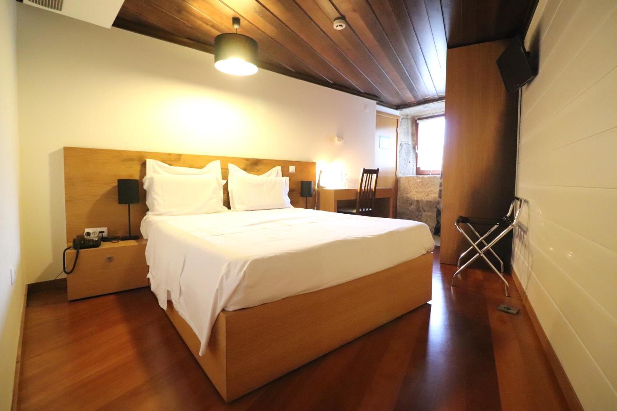 Hotel Rural Alves - Braga - Casa Alves De Torneiros Penso Экстерьер фото
