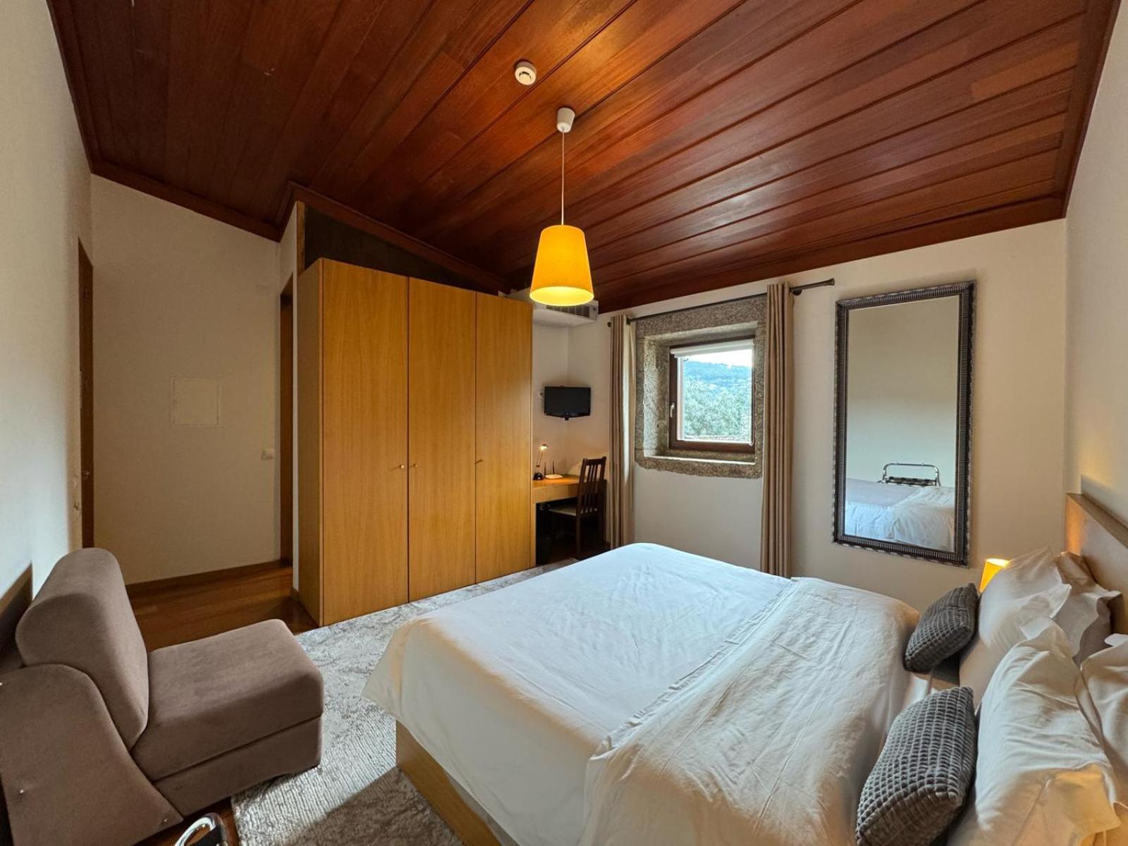 Hotel Rural Alves - Braga - Casa Alves De Torneiros Penso Экстерьер фото